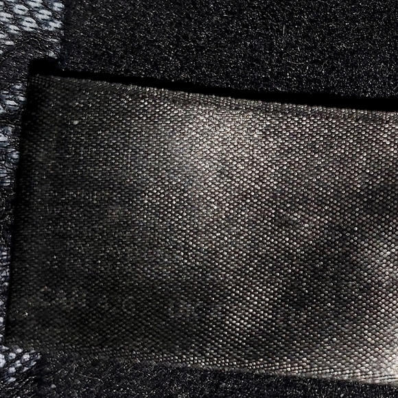 [42G] Ashley Graham ~ Black and Blue lace wired bra - Picture 7 of 9